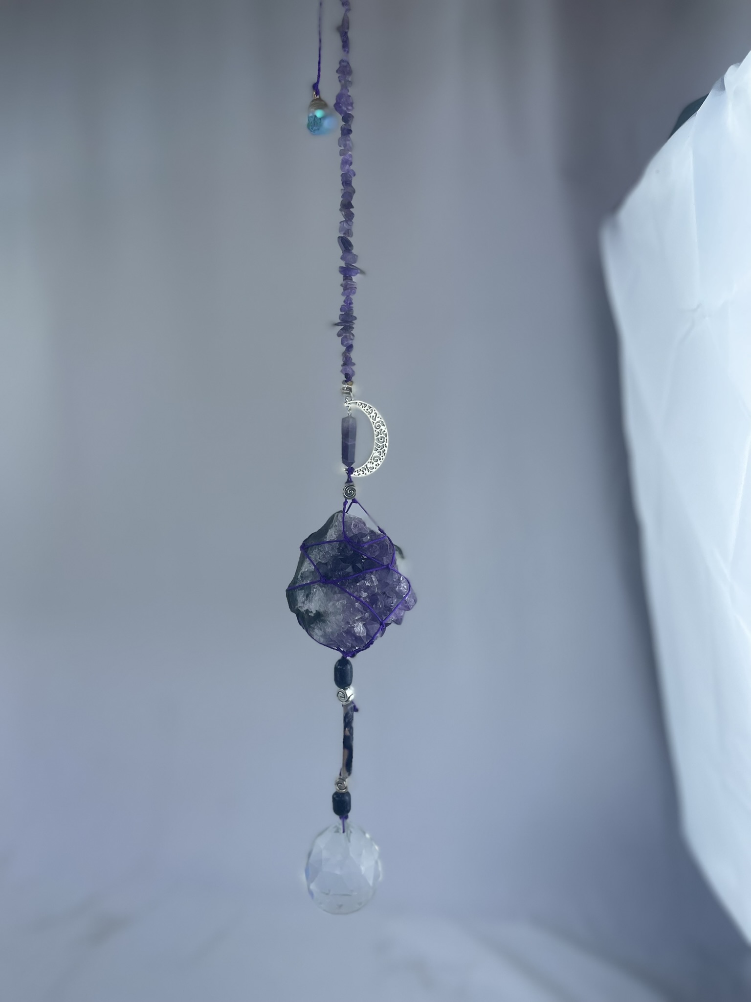 Armonizadores de Feng Shui artesanales con minerales en bruto